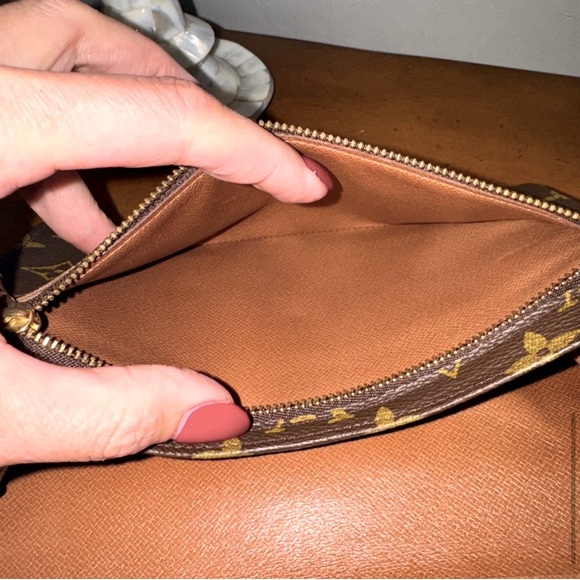 💛🤎 Louis Vuitton Monogram Pochette Rabat Clutch - Picture 6 of 11